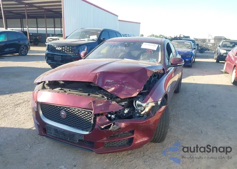 2017 Jaguar Xe 20D z USA, uszkodzony, nr VIN SAJAR4BN2HA968490